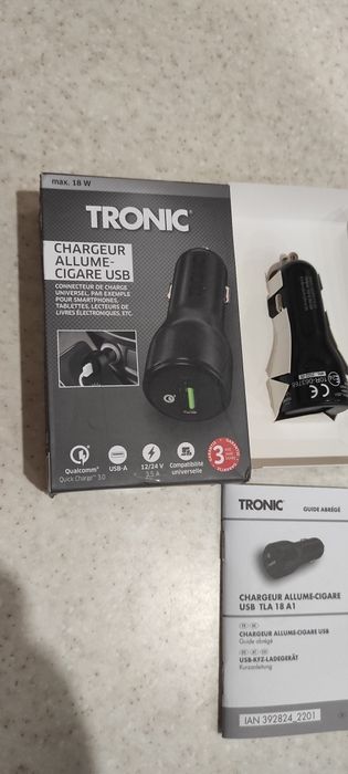 зарядка телефона в авто Tronic