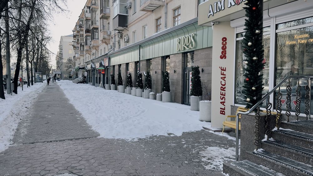 Сдам Магазин пр.Науки ( возле Дома Кофе) S общ.= 120м