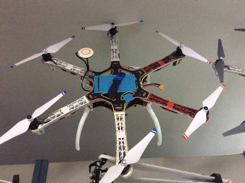 Drone para pesca com GPS e regresso automático ao ponto de partida64284669057027123