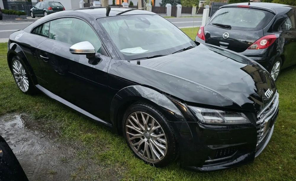 Audi TT S Coupé