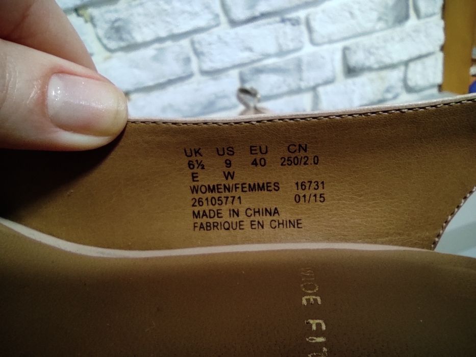 Босоножки Clarks р.39-40