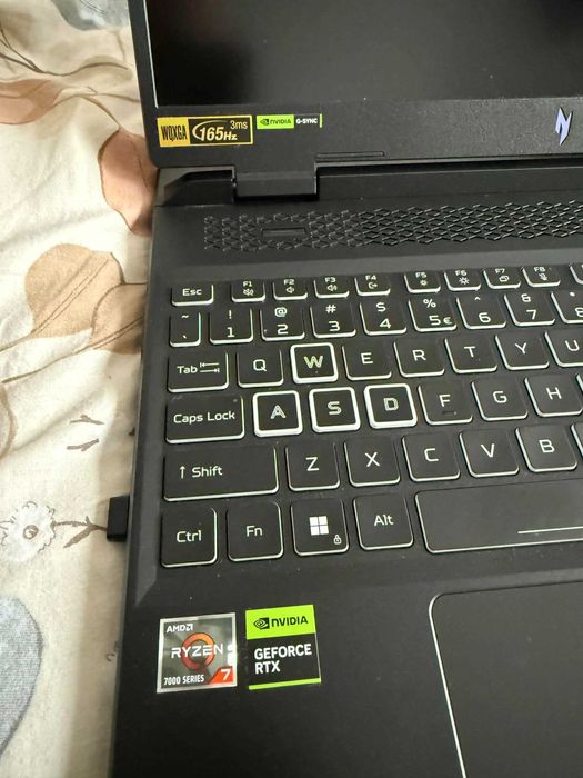 Laptop ACER Nitro AN16