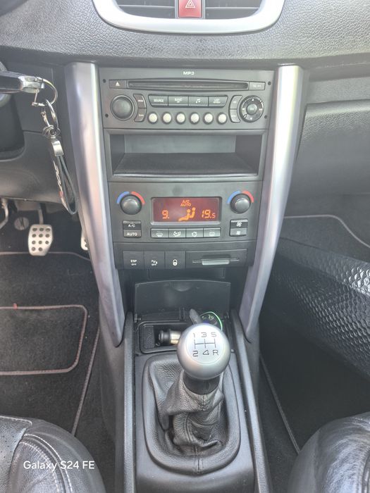 Peugeot 207cc 1.6THP GT 150cv Nacional muito bom estado