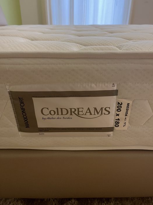 Cama King Size 180x200 – Cabeceira.