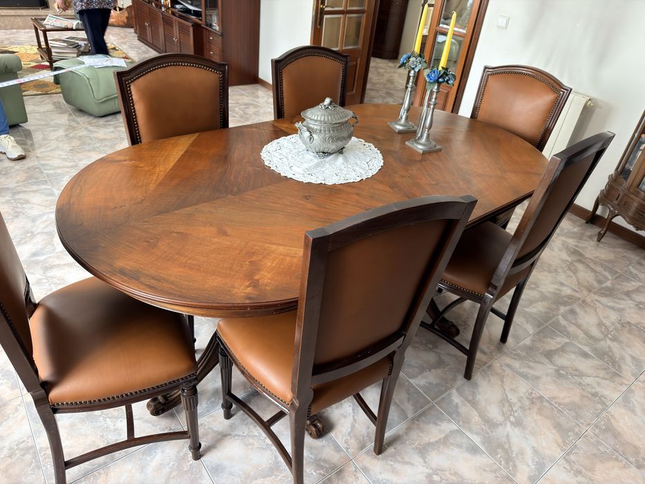 Conjunto de sala em mogno movel mais mesas e cadeiras