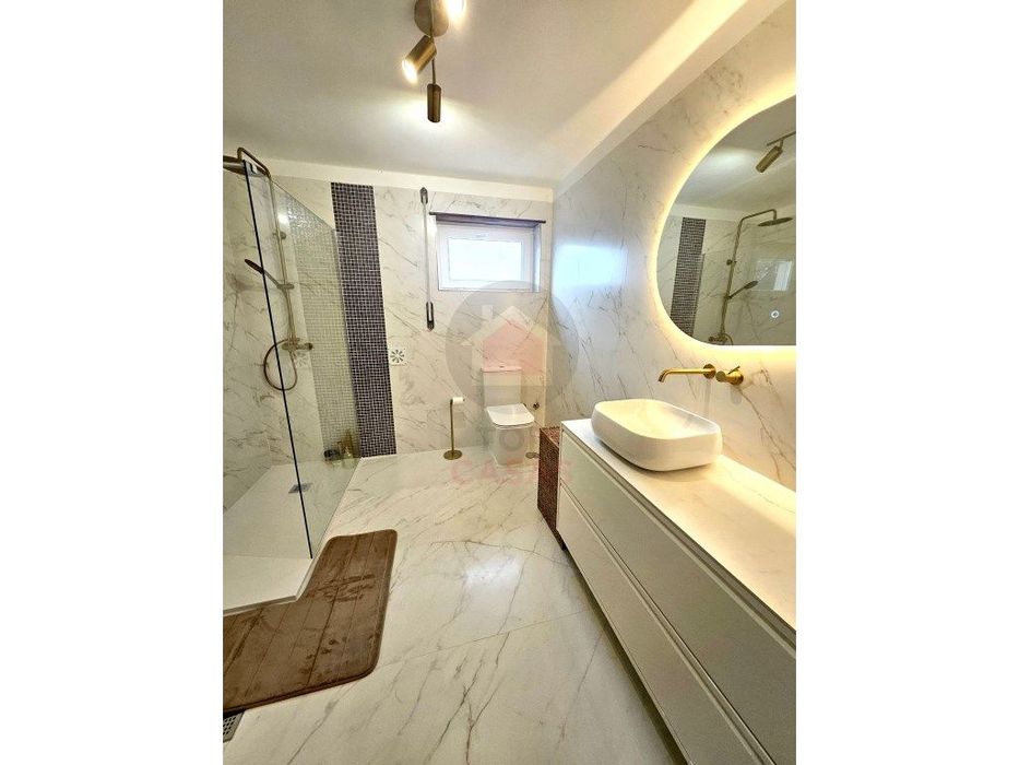 Moradia Isolada de Excelência com Vistas Panorâmicas nas Caldas da ...