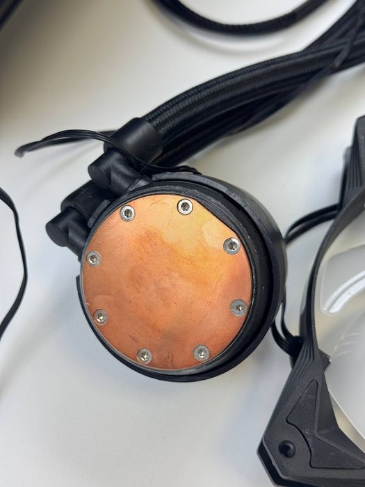 Система рідинного охолодження MSI MAG CORELIQUID 280R