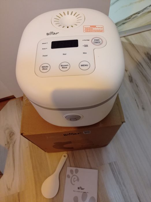 Ryżowar nowy z akcesoriami