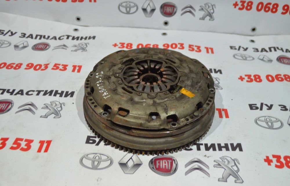 демфер зчеплення Toyota Avensis T25