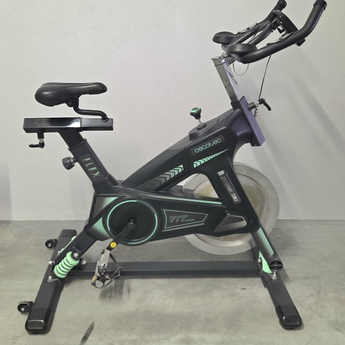 Bicicleta Spinning Cecotec UltraFlex 25 – Volante 25kg (Sistema Dinâmico)