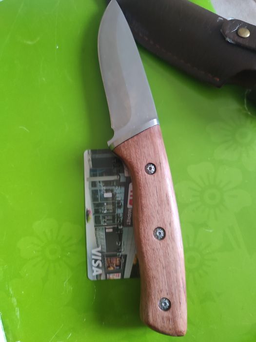 Продам походной нож охотничий  нож для дома