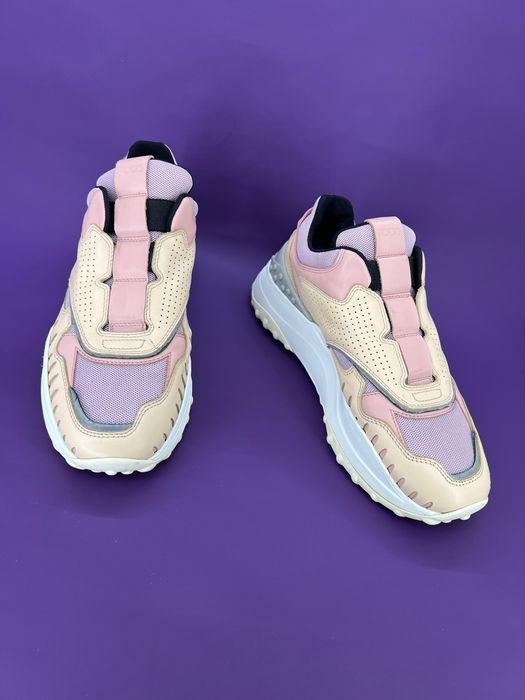 Шкіряні кросівки Tod's оригінал 37 розмір Італія
