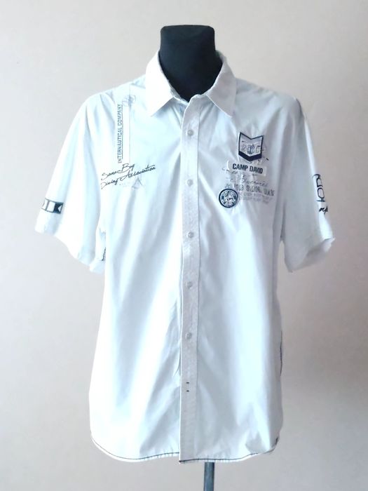 DUŻA (3XL) biała haftowana męska koszula Camp David