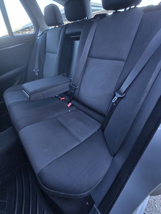 Mercedes-Benz C 200 — fotografia 10