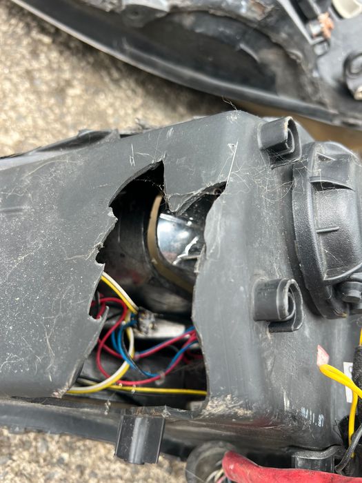 Lentes ópticas bi-xénon OEM Lexus IS 220