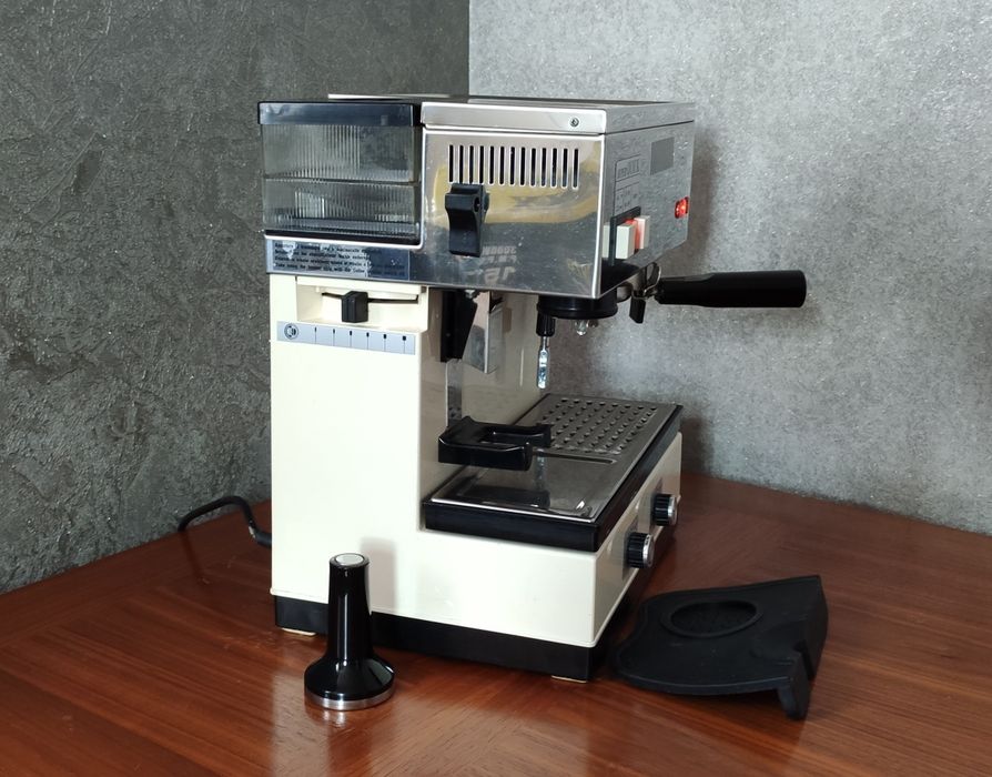 Quick Mill 0825 SuperQuick с Кофемолкой.Темпер и Коврик в комплекте.Рожок 58мм