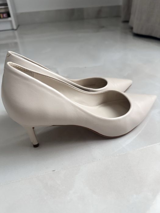 Продаю шкіряні туфлі