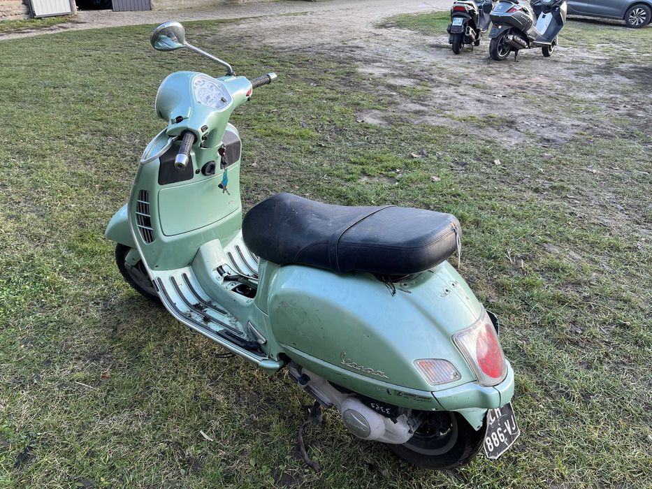 Piaggio Vespa Gts 125 dużo części czasza osłony silnik linka wydech la