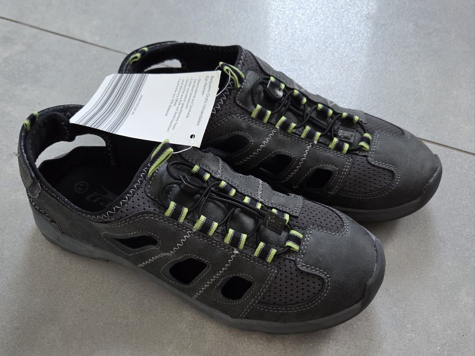 Nowe sandały  trekkingowe kryte