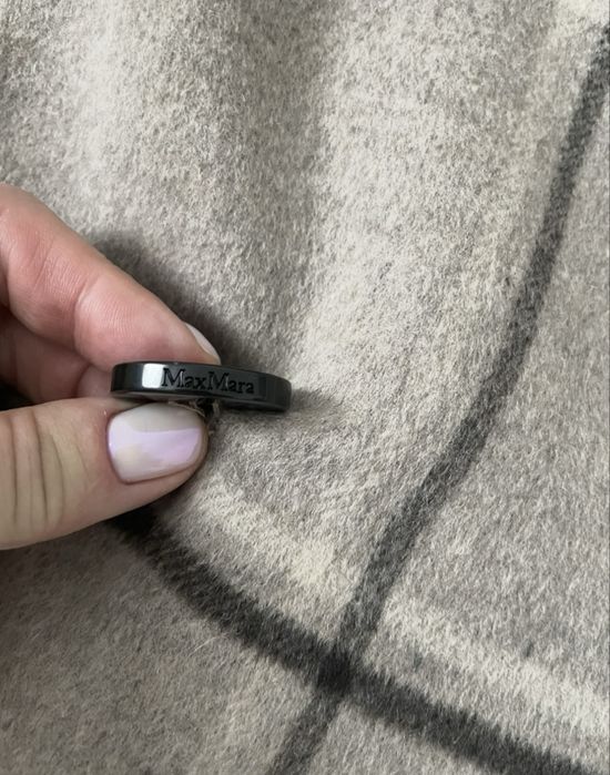Max mara пальто . Нове . Оригінал