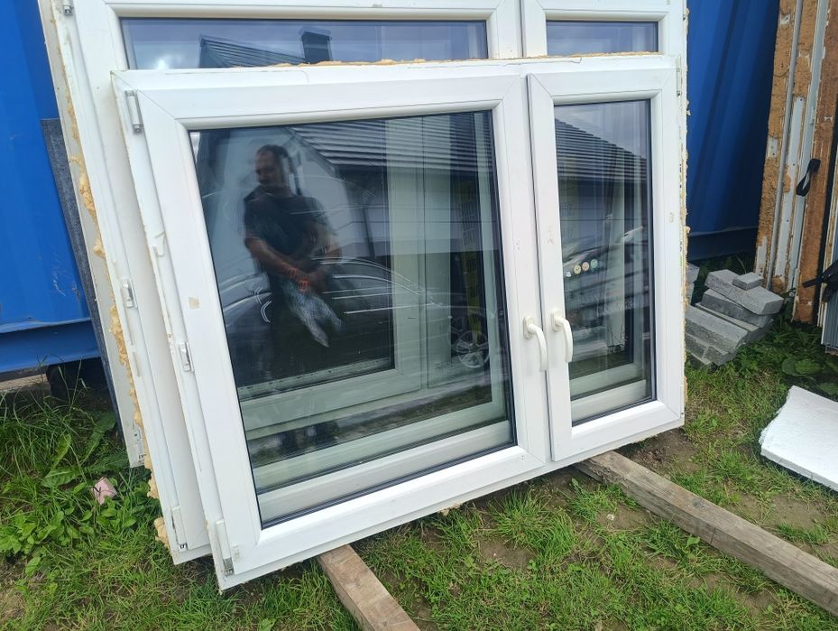 Okno 148x114 orzech plastikowe rozwierno uchylne dwukwaterowe