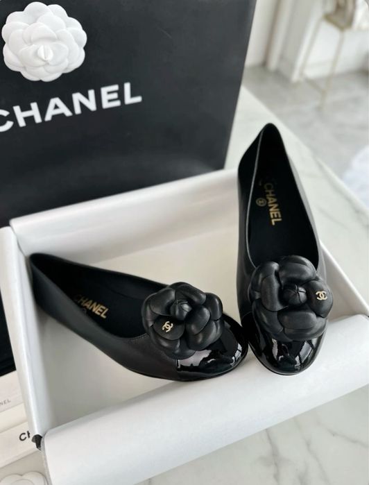 Chanel czarne skorzane baleriny