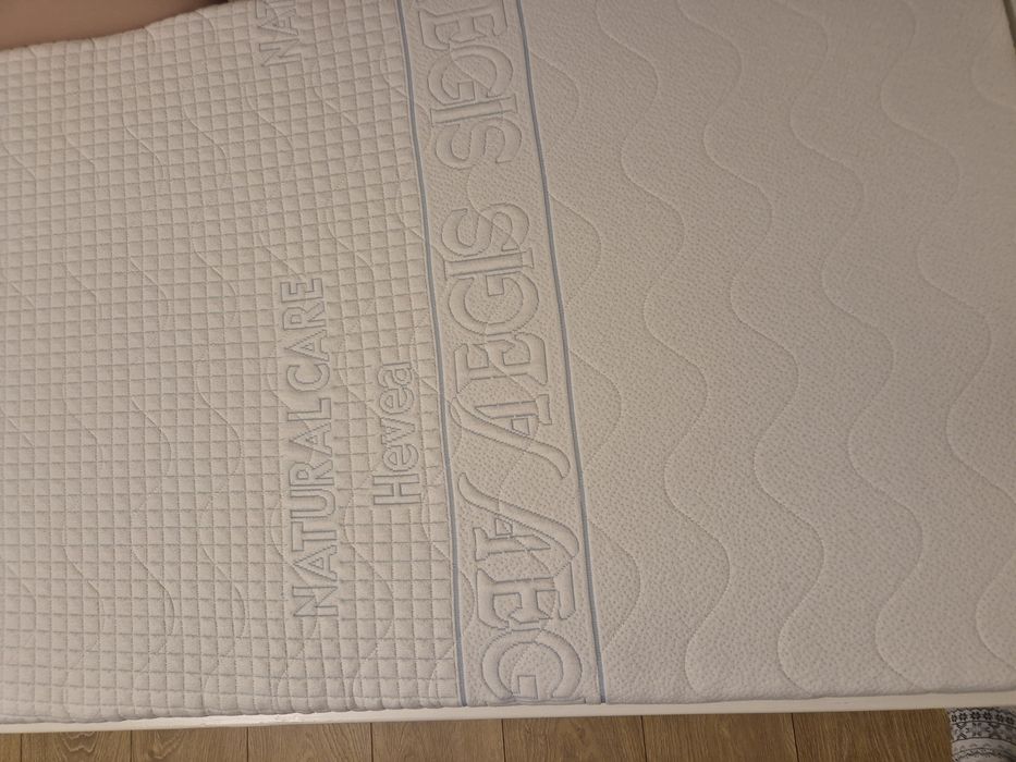 Łóżko dziecięce 160x80 z szuflada i materacem hevea