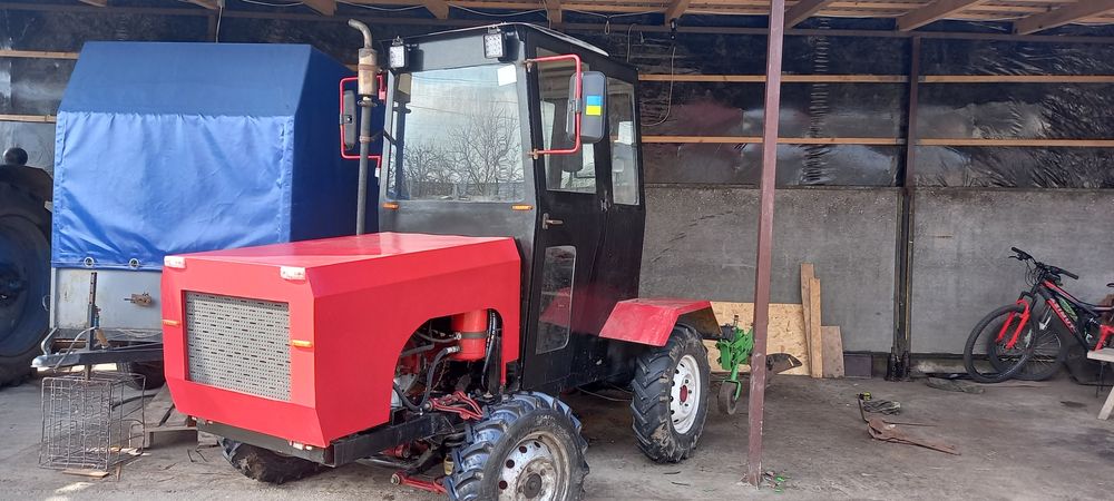 Саморобний мінітрактор