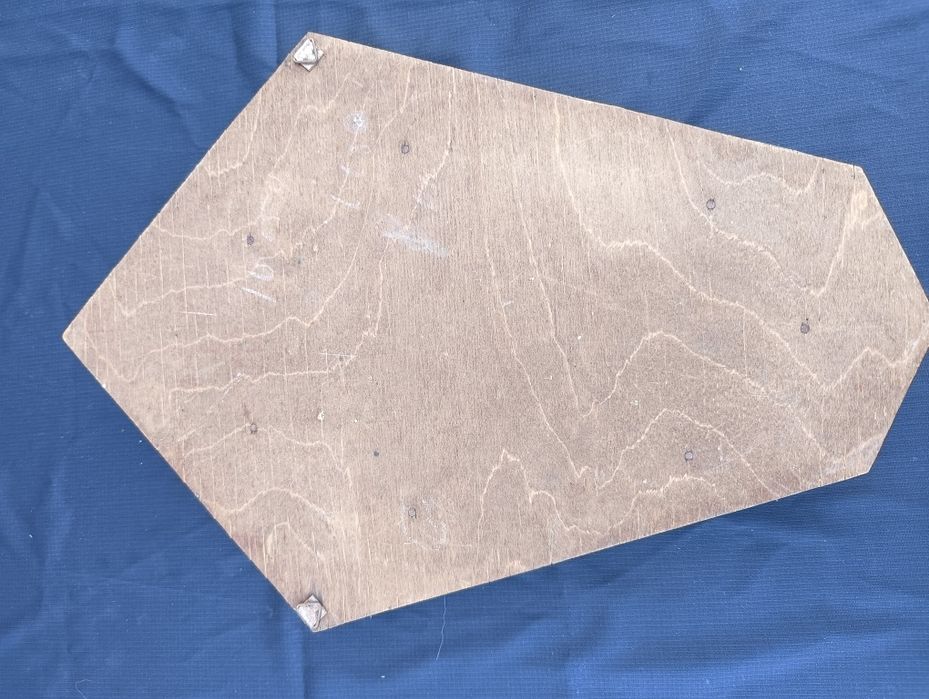 Dekoracja ścienna szafeczka na klucze