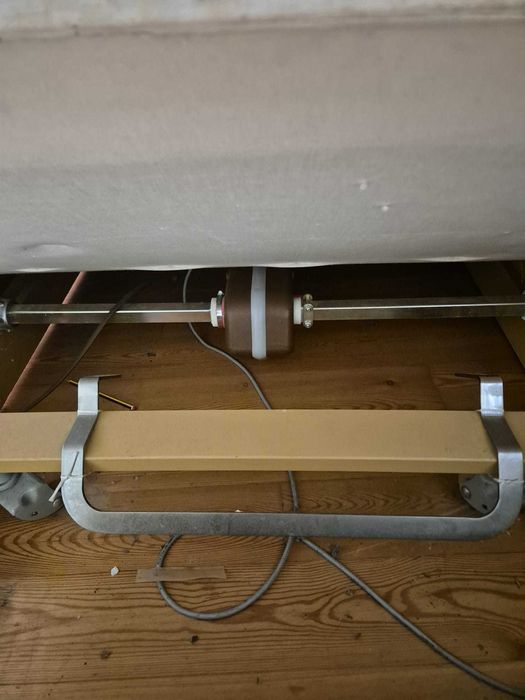 Cama Elétrica Alemã Ajustável – Excelente Estado