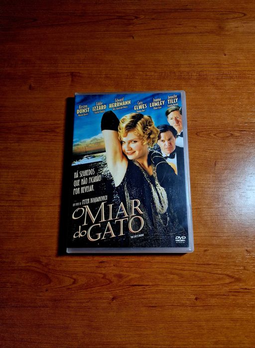 O MIAR DO GATO (Kirsten Dunst) O mistério do iate Oneida será revelado