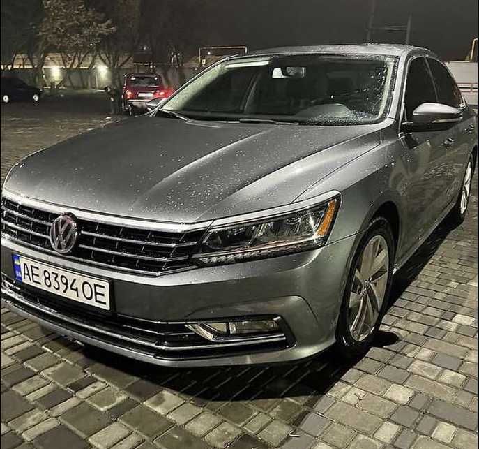 Volkswagen Passat 2.0T Se