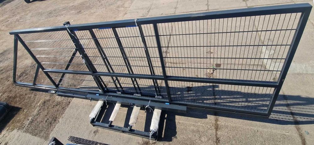 Brama przesuwna panelowa 4m 150cm lub 170cm grafit, słupki 80x80x2mm