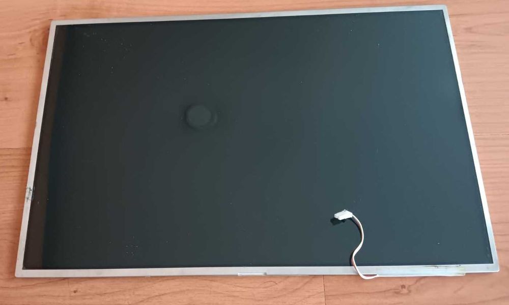 Ecrã LCD 15.4" CLAA154WA05A