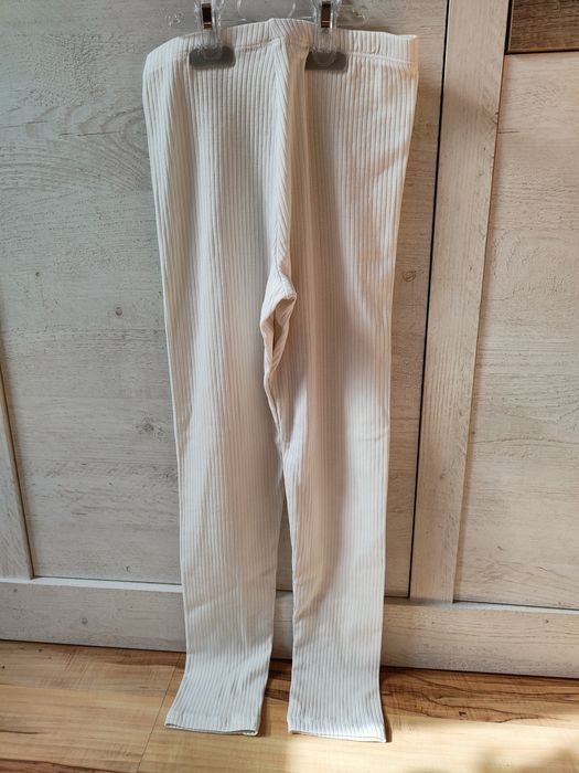 Legginsy 128/134 H&M nowe kremowe