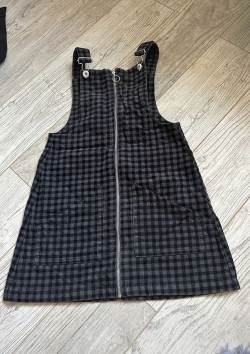 Spódniczka sukienka na szelki regulowane 128 134