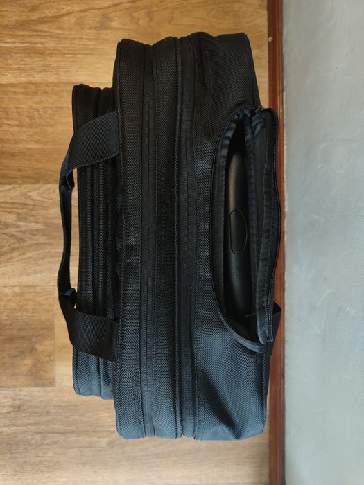 Bagaż podręczny / torba na laptop 16” QUADRA