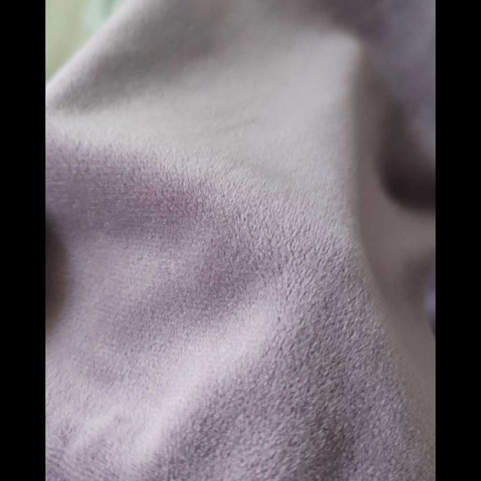 Жіночий велюровий костюм