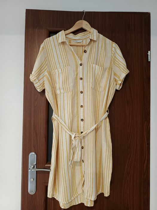 Lniana sukienka z dodatkiem wiskozy, letnia, w paski, z paskiem w tali