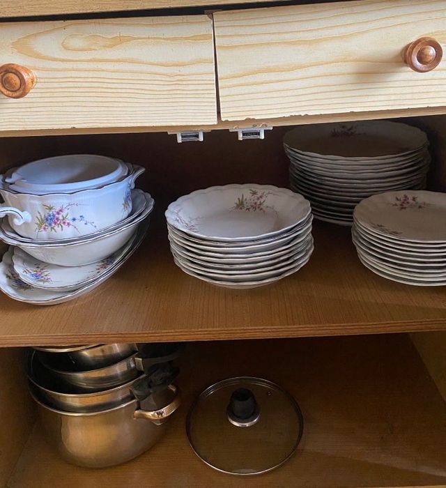 Zestaw porcelany talerze glebokie deserowe i duze komplet