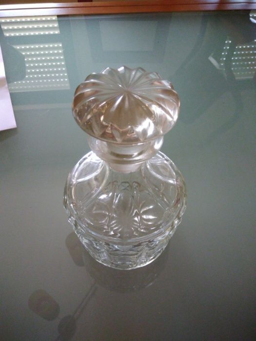 Garrafa antiga vidro