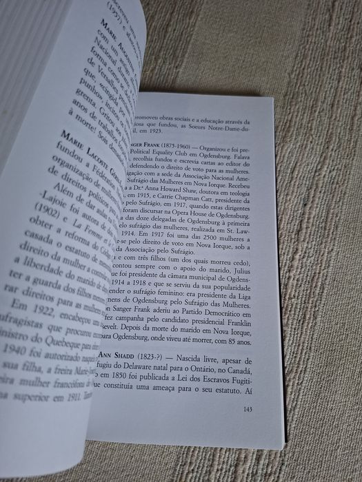 Dicionário Incompleto de Mulheres Rebeldes Ana Barradas edção Antigona