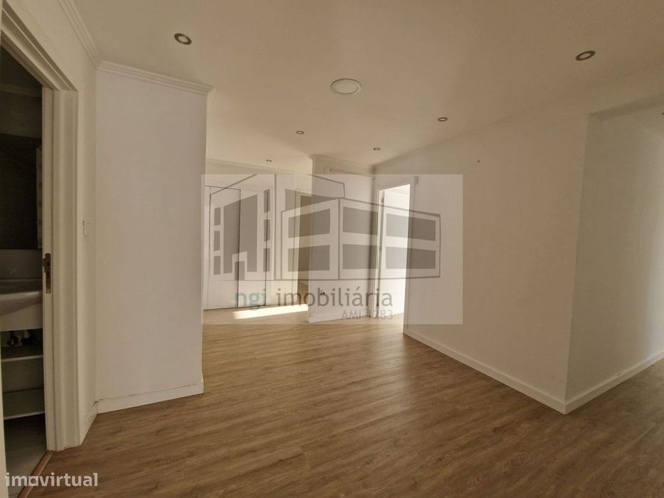 Apartamento T3 - freguesia da Ramada - Odivelas