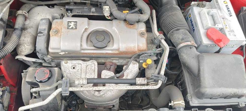 Oryginał Unikat !! tylko 80 tyś km  Super stan zadbane miejskie 6l/100