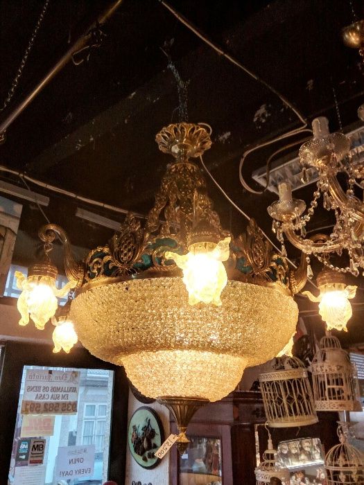 Lustre 12 Lâmpadas Grandes Dimensões
