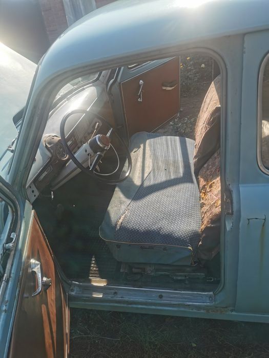 Продам иж москвич 407