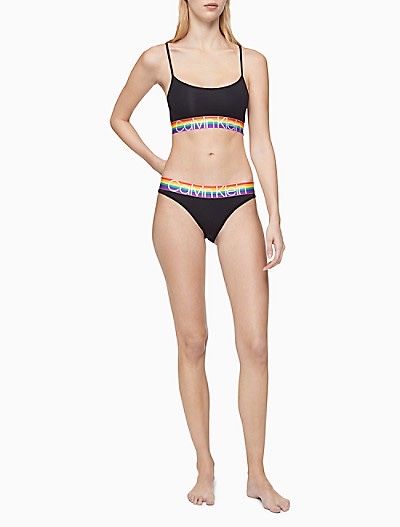 Топики Calvin Klein