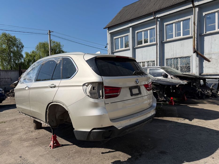 Скло дверей Bmw x3 f25 стекло дверей кузова бмв х3 ф25 форточка