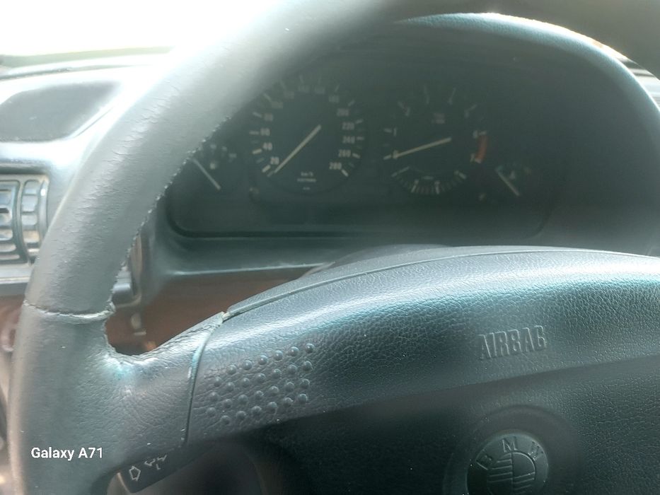 Bmw e32 750il розборка