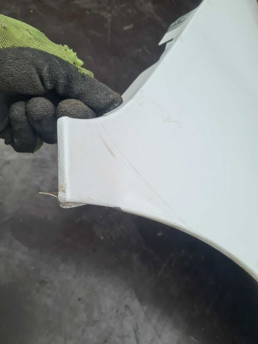 Renault Master III IV lift błotnik przedni prawy 23r Movano